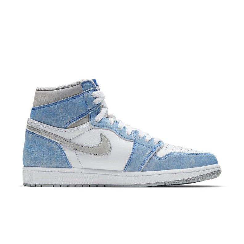 Air Jordan 1 Retro High OG 'Hyper Royal / Light Smoke Grey' 555088-402