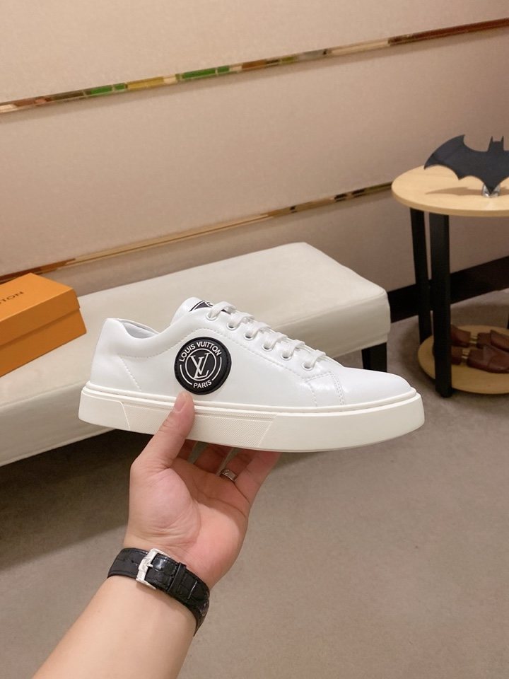Louis Vuitton Emblem Low-Top Sneakers